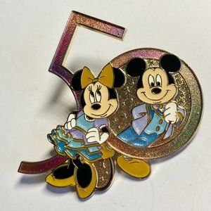 Walt Disney World 50th Year Anniversary Pin Mickey Minnie Mouse Epcot NWT Ltd